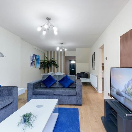 Staiforce 2 Bedroom House With Parking Maidenhead Exteriér fotografie
