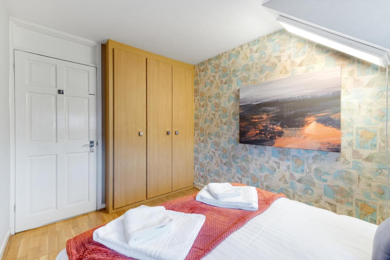 Staiforce 2 Bedroom House With Parking Maidenhead Exteriér fotografie